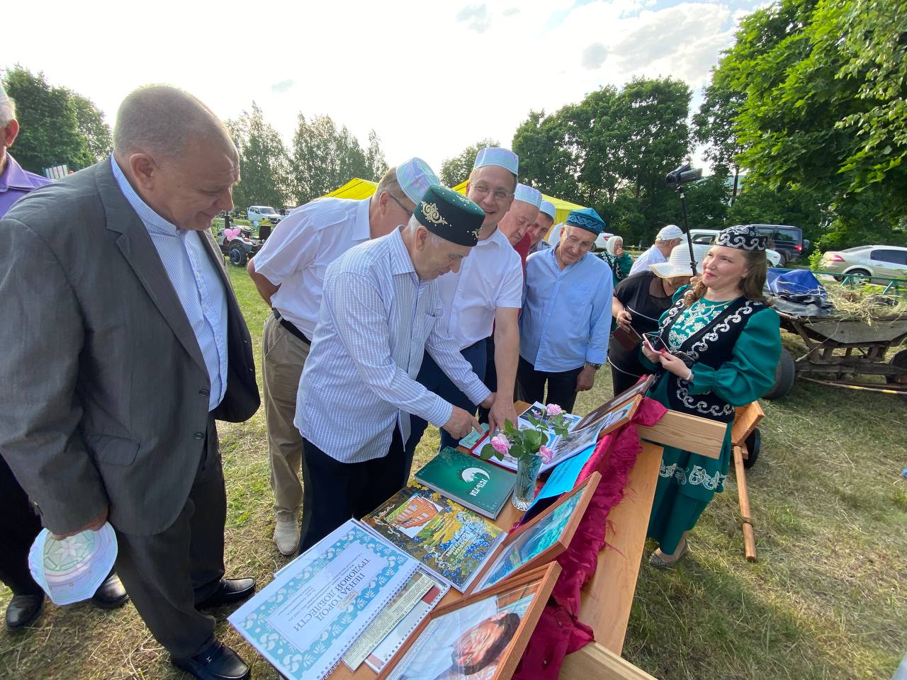 На берегах Узы отмечают праздник Сабантуй
