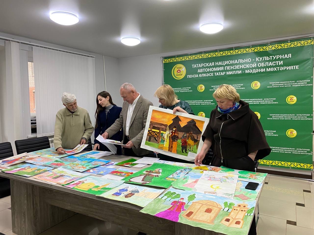 Подведены итоги I Регионального конкурса детских рисунков Народы Волжской Булгарии глазами детей