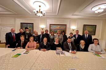 О сохранении стабильности в вопросе межнациональных отношений состоялся разговор на заседании круглого стола.